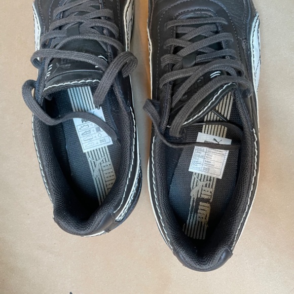 Puma - Picture 2 of 2